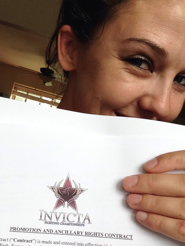 Baby Face Signs With Invicta FC