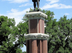 Robert Burns found in Denver City Park – There since 1904