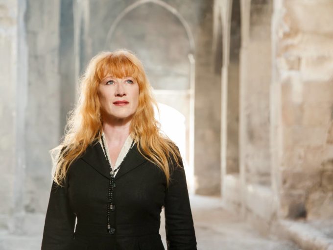 Loreena McKennitt at eTown June 11
